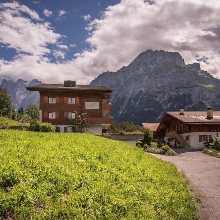Breithorn Apartment, Eiger North Face View - Apartment mit 2 Schlafzimmern - 19