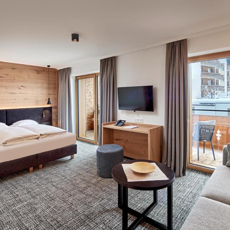Hotel Auenhof - Junior Suite mit Bergblick - 3