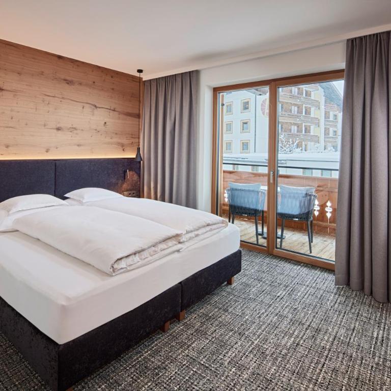 Hotel Auenhof - Junior Suite mit Bergblick - 4
