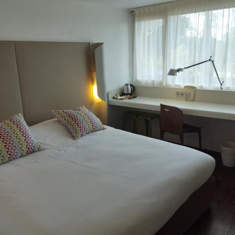 Noemys ARLES - Chambre Familiale - 1