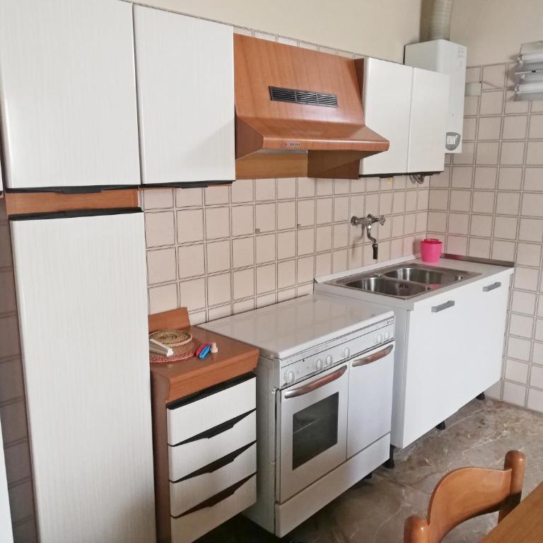 CASA EMILY - Appartamento con 2 Camere da Letto - 5