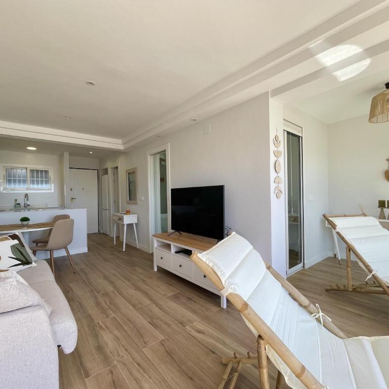 Poniente Beach Modern Apartment - Apartamento - 11