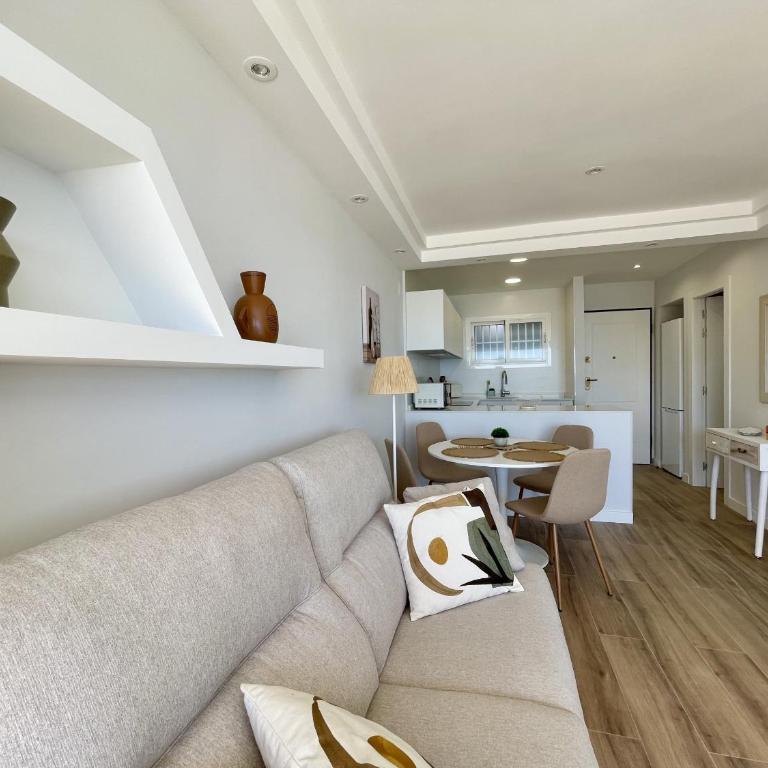 Poniente Beach Modern Apartment - Apartamento - 13