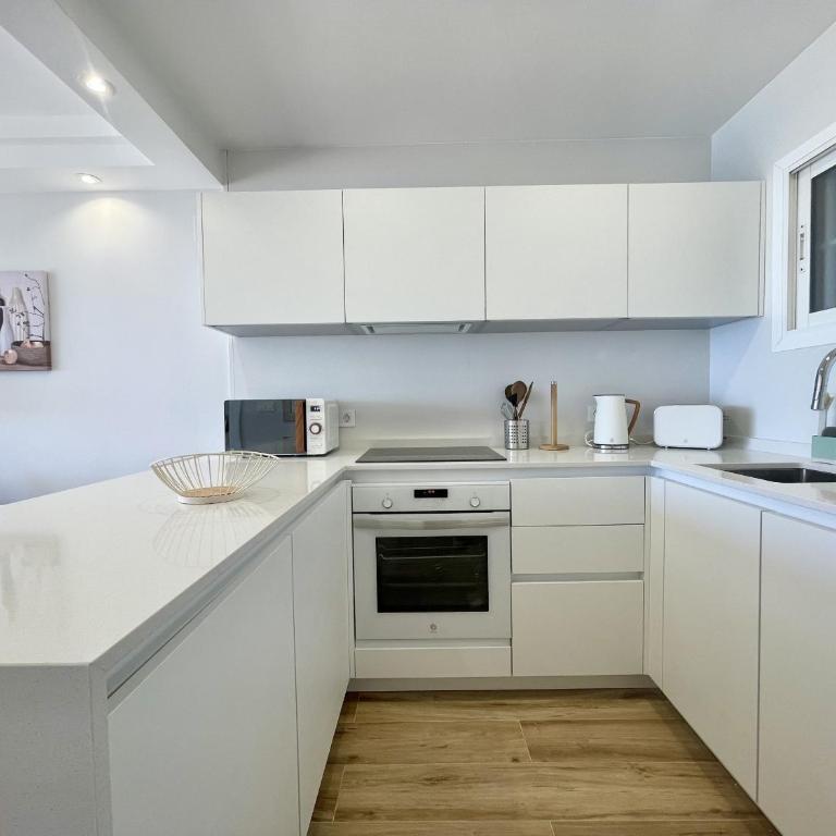 Poniente Beach Modern Apartment - Apartamento - 15