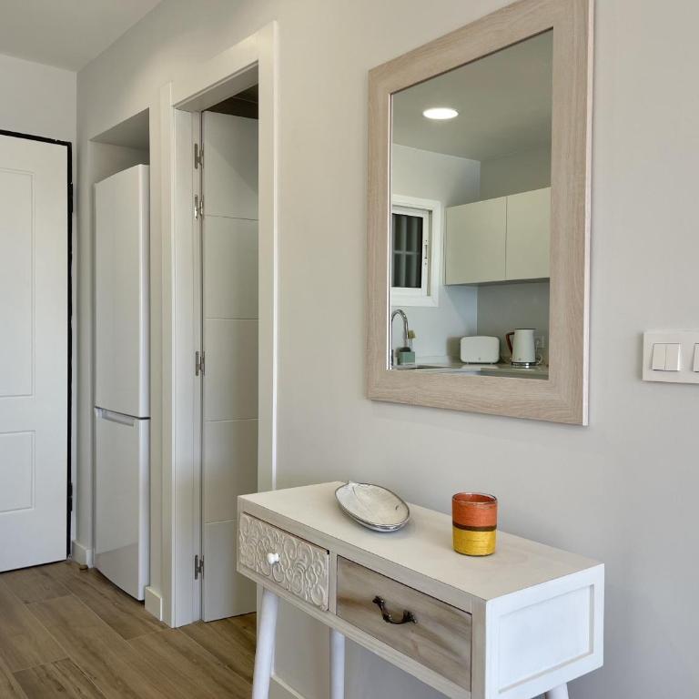 Poniente Beach Modern Apartment - Apartamento - 16