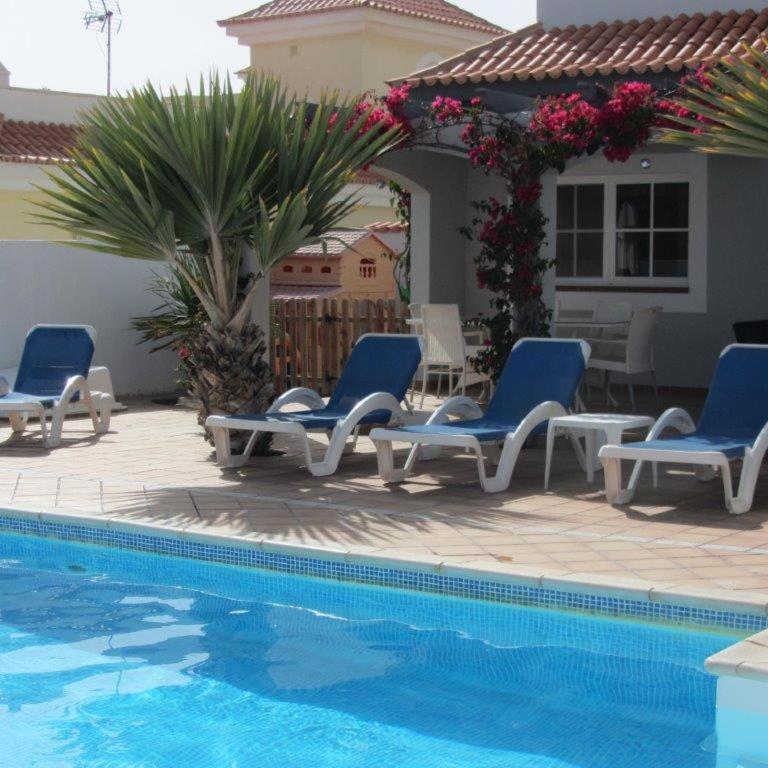 Villa Rochelle - Villa with Private Pool - 42
