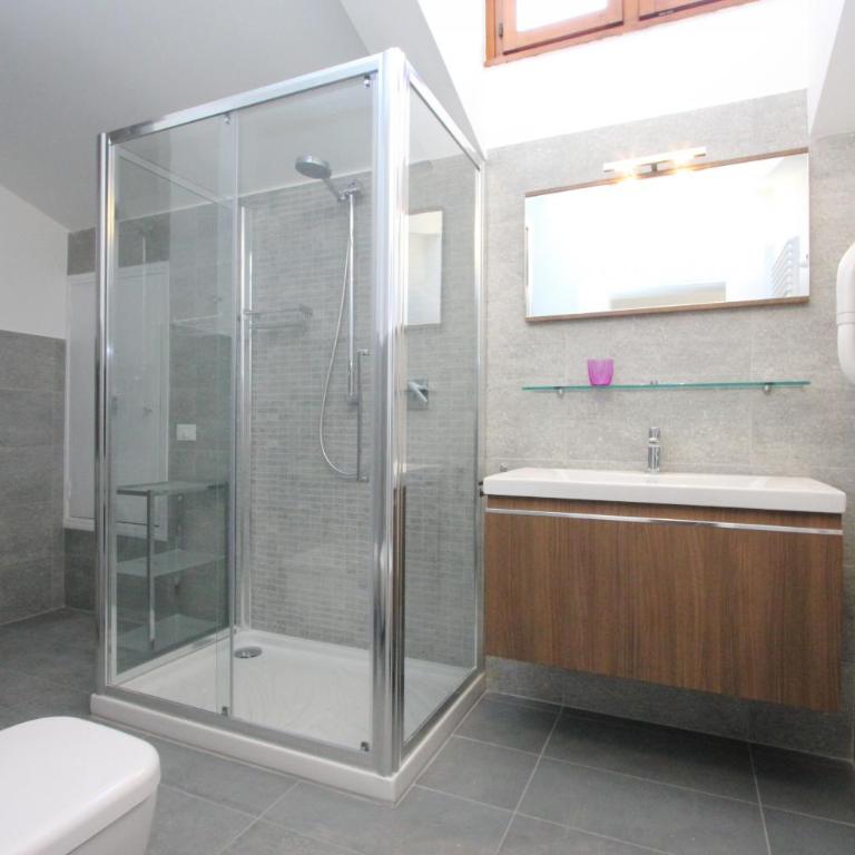 City Apartments Rialto - Appartamento Albrizzi con 3 Camere da Letto - 12