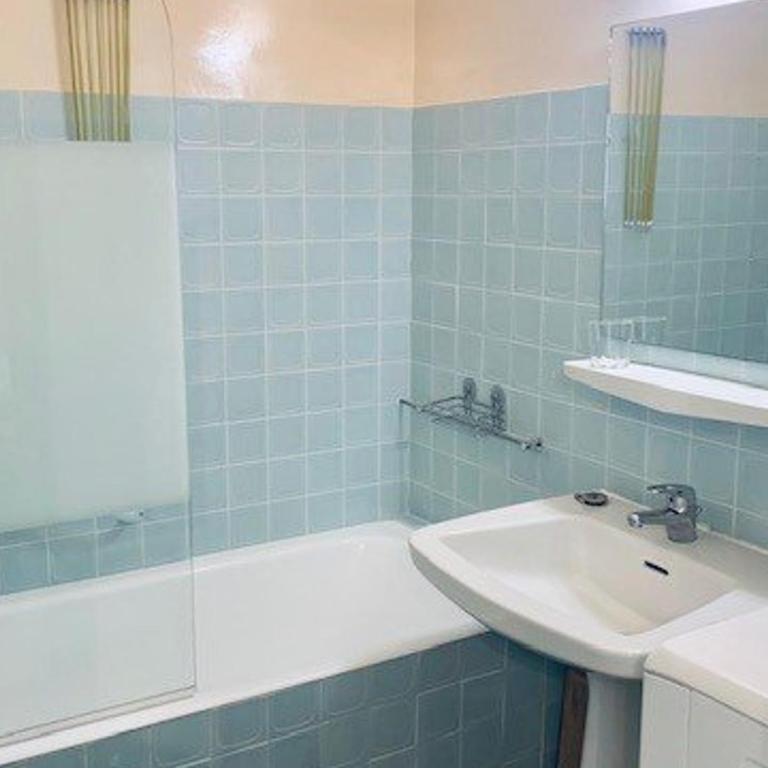 Studio Confortable - 3 Pers - Ascenseur - Parking - Wifi - Centre Ville Amélie-les-Bains - Studio - 6