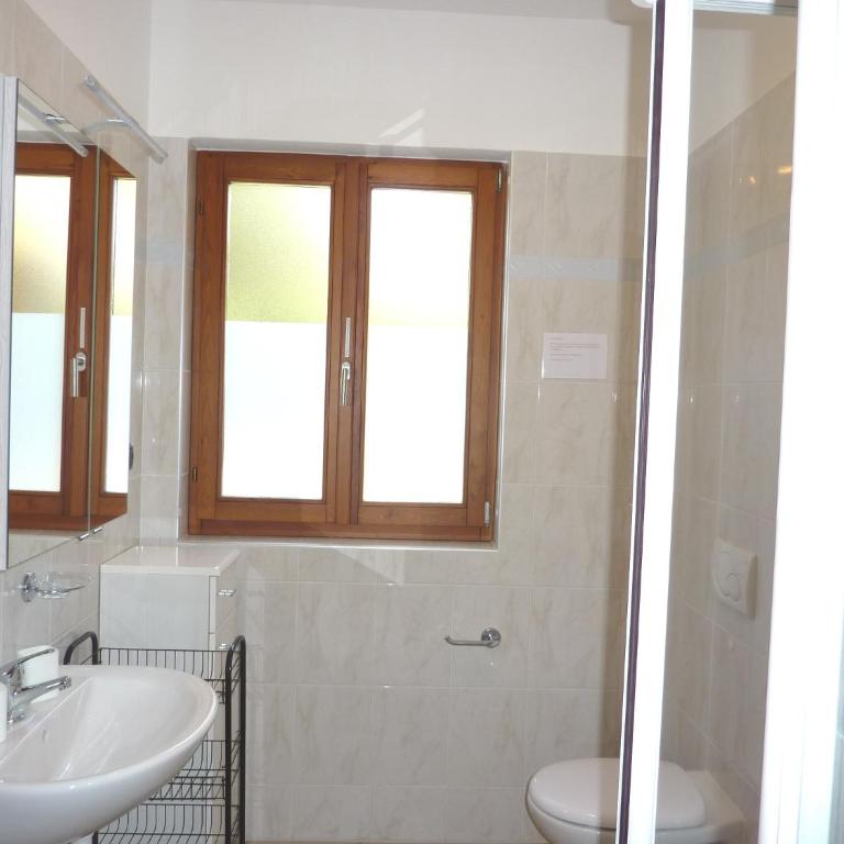 Apartment AZZURRA Terrasse Gartenblick Parkplatz kostenlos 100 mtr zum Strand - Appartamento con Vista Giardino - 12