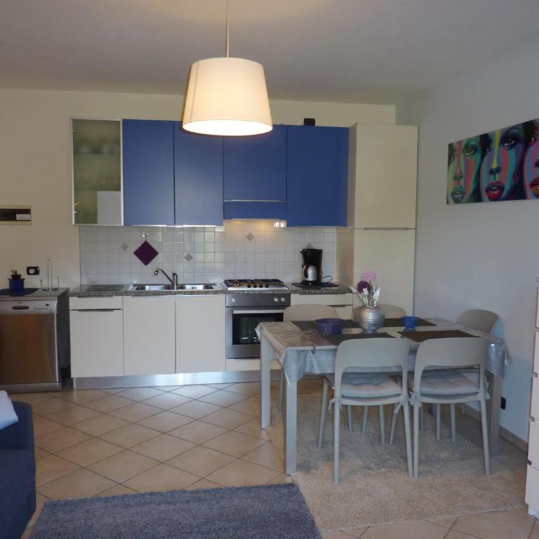 Apartment AZZURRA Terrasse Gartenblick Parkplatz kostenlos 100 mtr zum Strand - Appartamento con Vista Giardino - 7