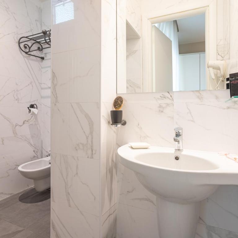 Hotel Arabel - Single Room - 4
