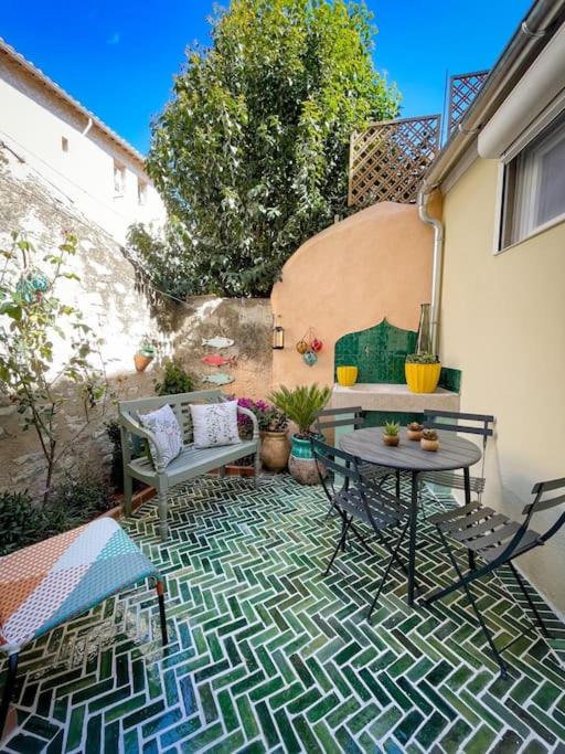 Petit Patio - 2 chambres - Centre ville - Climatisation - Apartment mit 2 Schlafzimmern - 3