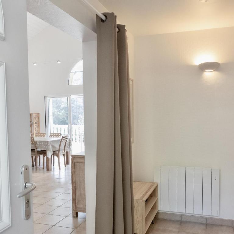 villa piscine chauffée 10pers dans cadre exceptionnel-AG19 - Villa with Private Pool - 4