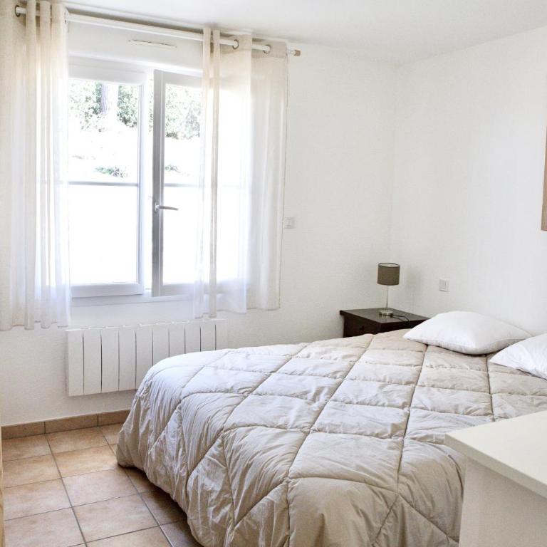 villa piscine chauffée 10pers dans cadre exceptionnel-AG19 - Villa with Private Pool - 27