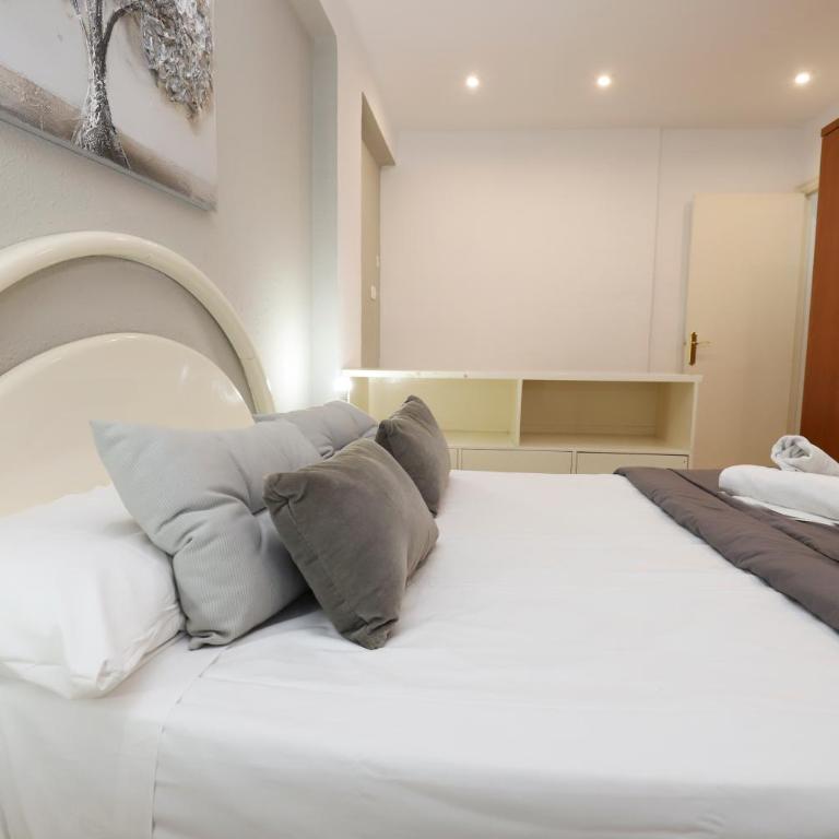 DIFFERENTFLATS Acantilados - Apartamento de 1 dormitorio con terraza - 11