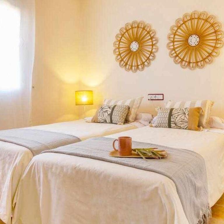 Groundfloor Pink Torrevista - Two-Bedroom Apartment - 2