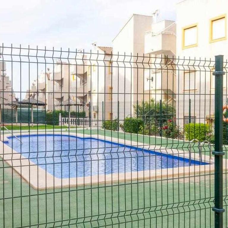Groundfloor Pink Torrevista - Two-Bedroom Apartment - 35