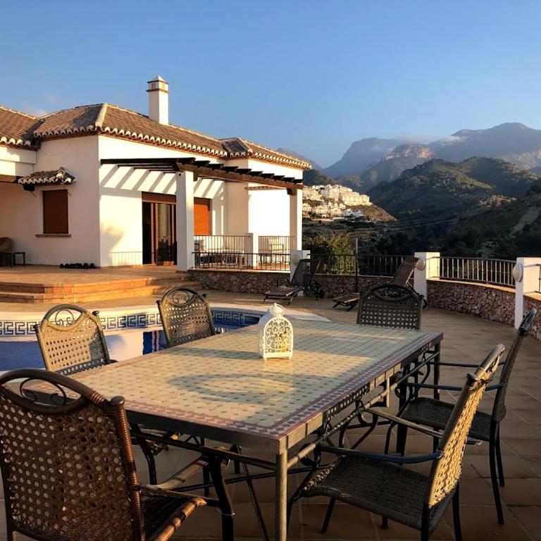 An Idyllic Grand Villa - Villa Superior - 3