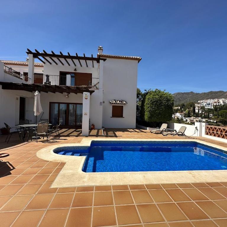 An Idyllic Grand Villa - Villa con piscina privada - 5