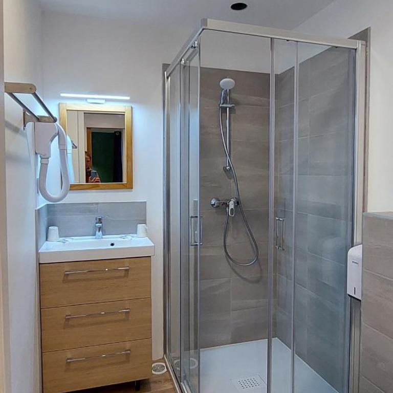 Hotel pascal - Chambre Quadruple - 3