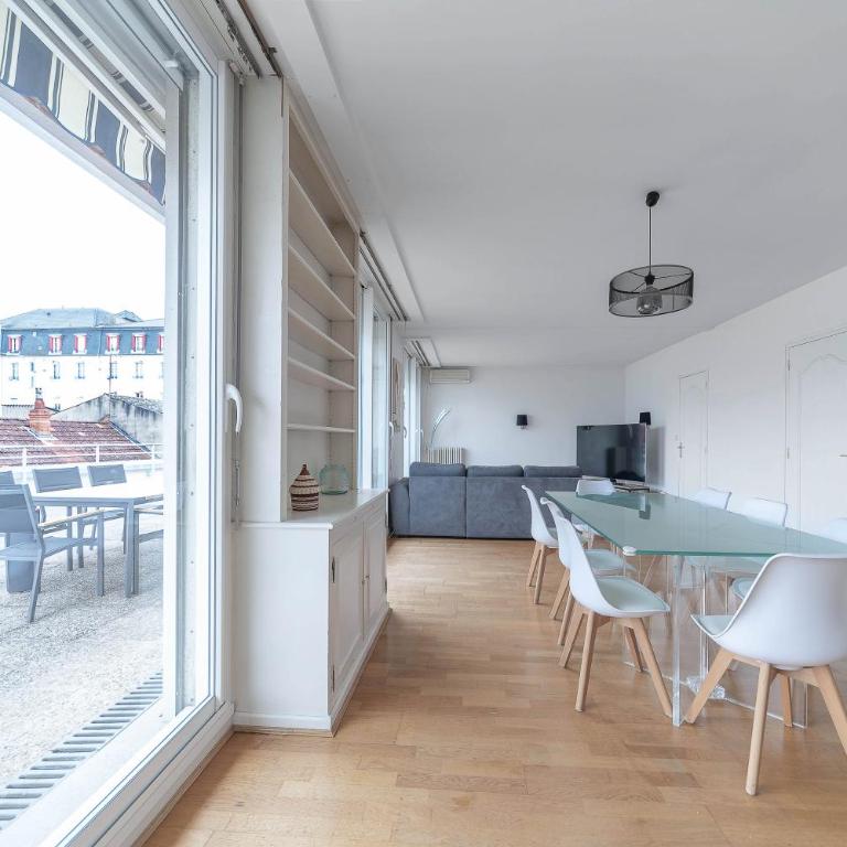 Le Pasteur - Grand appartement lumineux - Centre-ville - Appartement 3 Chambres - 30