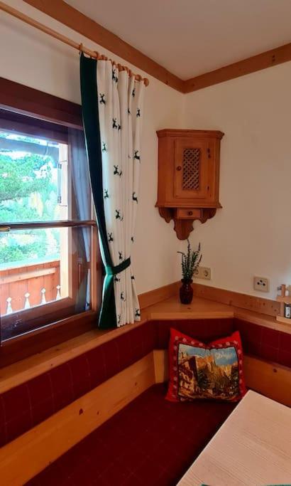 Idyllische Zirbenholz Alpin Huette - Ferienhaus - 19