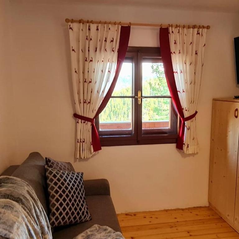 Idyllische Zirbenholz Alpin Huette - Ferienhaus - 7