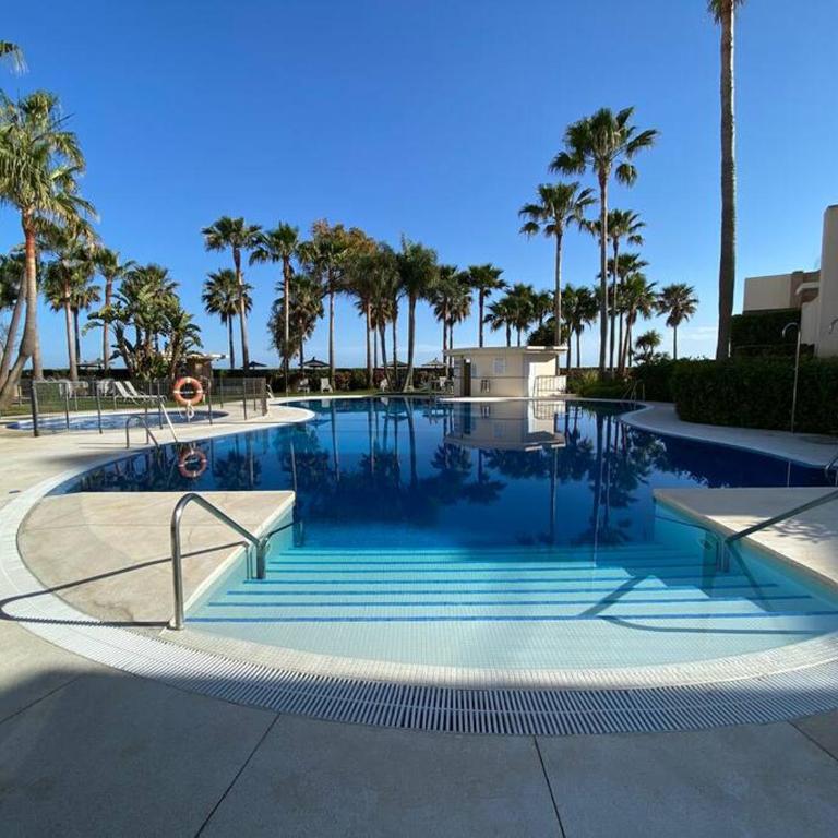 Apartamento lujo en primera línea de playa en Bahía de la Plata, Estepona - Two-Bedroom Apartment - 29