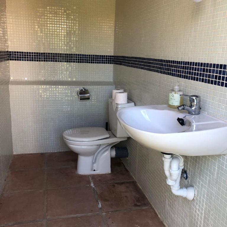 Detached Villa 4 bed Duquesa with Private infinity pool close to port and beach - Villa - 26