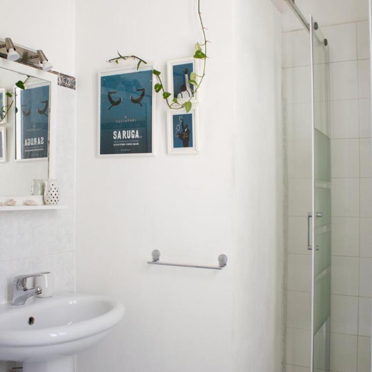 Buen Aire - Triple Room with Private External Bathroom - 12