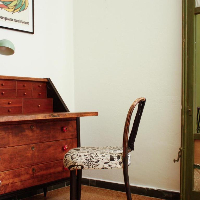 Buen Aire - Double Room with Private External Bathroom - 4