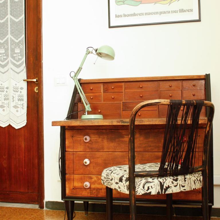Buen Aire - Double Room with Private External Bathroom - 5