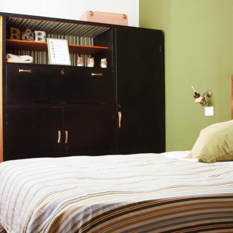Buen Aire - Double Room with Private External Bathroom - 7