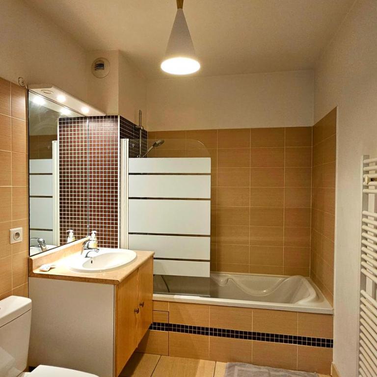 Ravissant T3 climatisé 6 personnes - Appartement 2 Chambres - 19