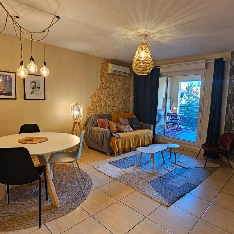 Ravissant T3 climatisé 6 personnes - Appartement 2 Chambres - 25