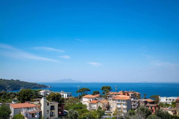 Garden House Giulia - Two-Bedroom Apartment - 8