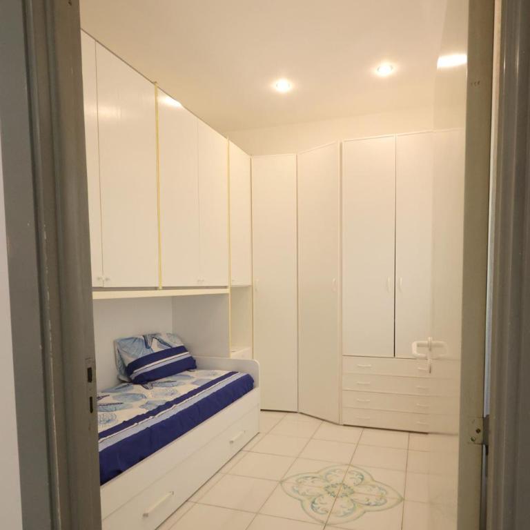 Garden House Giulia - Two-Bedroom Apartment - 30