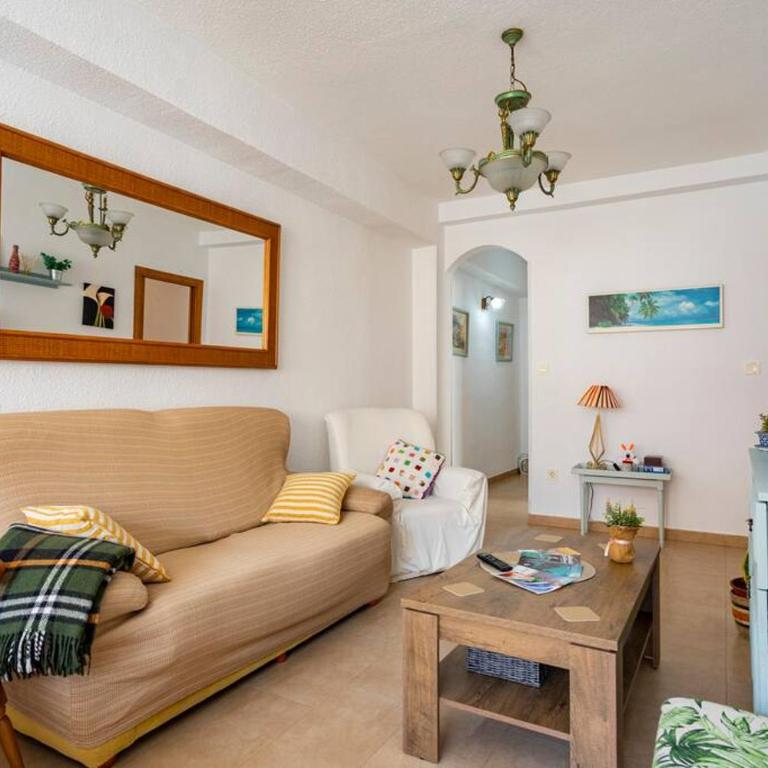 Piso Almuñécar céntrico. - Apartamento de 3 dormitorios - 8
