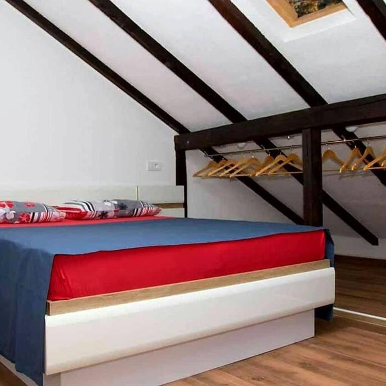Loft Apartment Capitano on the sea shore - One-Bedroom Apartment - 19