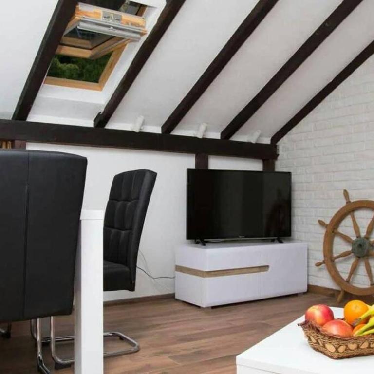 Loft Apartment Capitano on the sea shore - One-Bedroom Apartment - 24