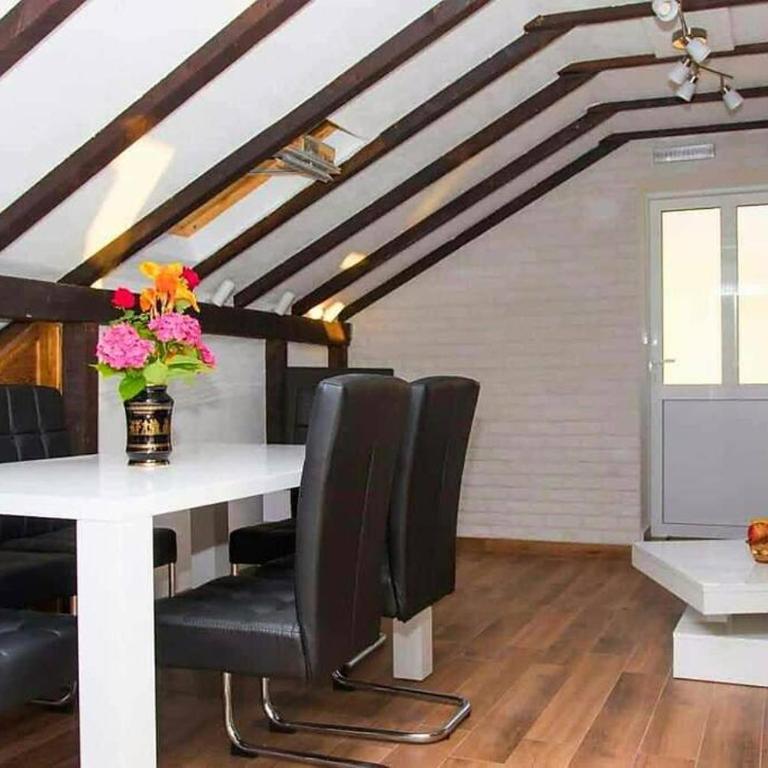 Loft Apartment Capitano on the sea shore - One-Bedroom Apartment - 29