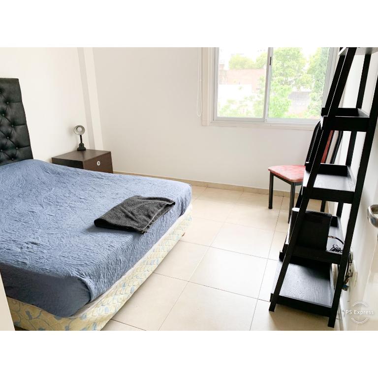 Departamento amplio, cochera incluida, zona centro - Apartamento de 2 dormitorios - 11