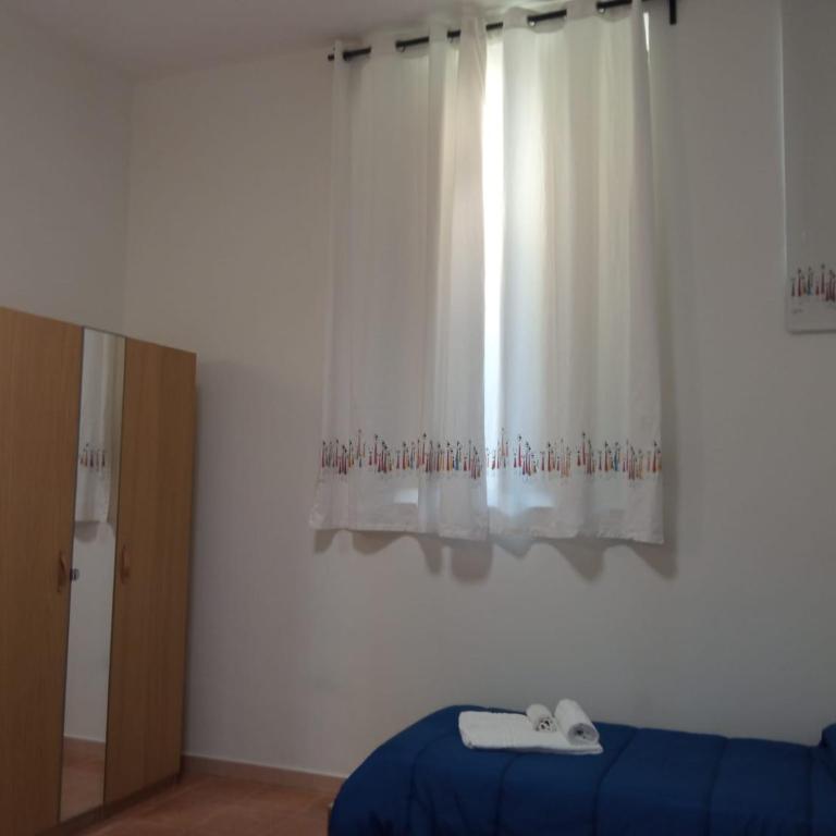 Beteyà Hostel Don Bosco - Triple Room - Disability Access - 1