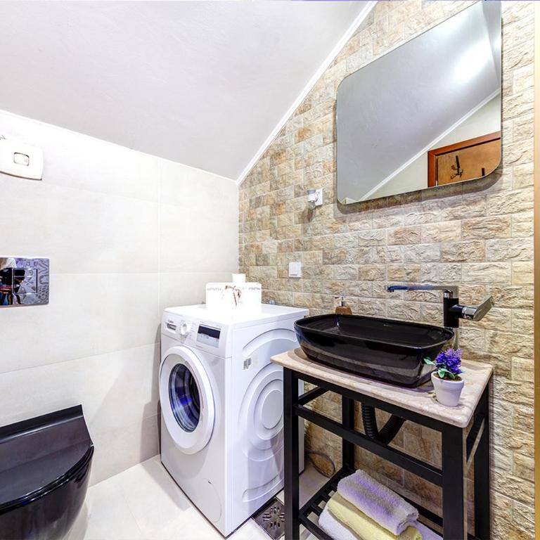 Twin Street Apartments - Potkrovlje - 10