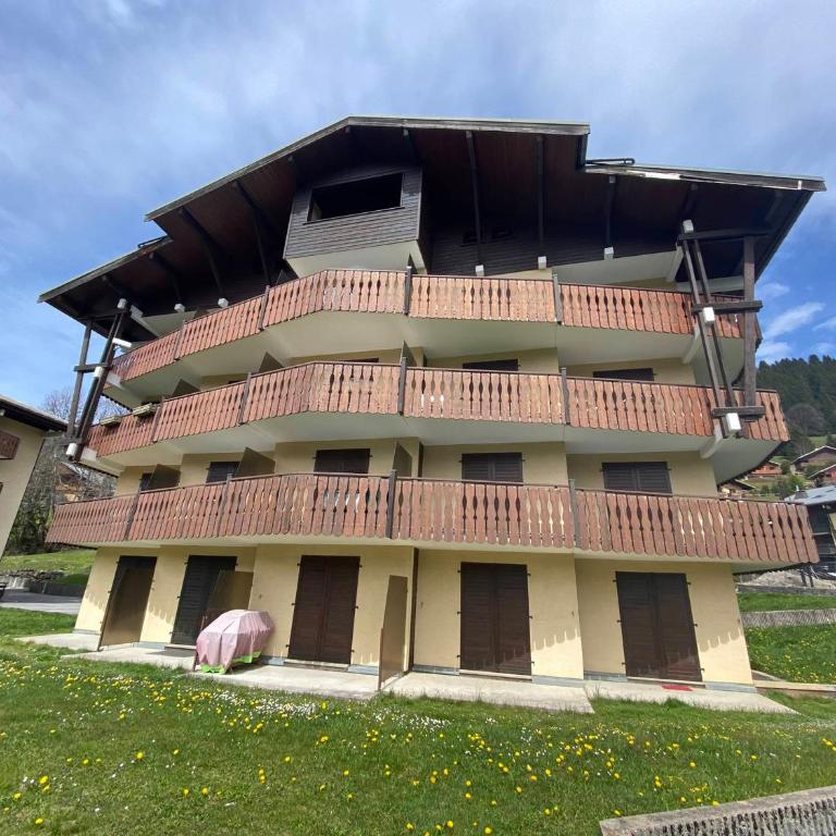 Appartement avec terrasse, casier à skis et parking couvert - FR-1-693-25 - Appartement - 12