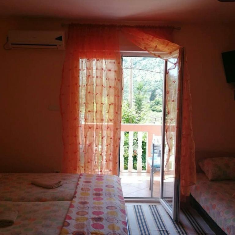 Apartments Stevović - Studio with Balcony - 1