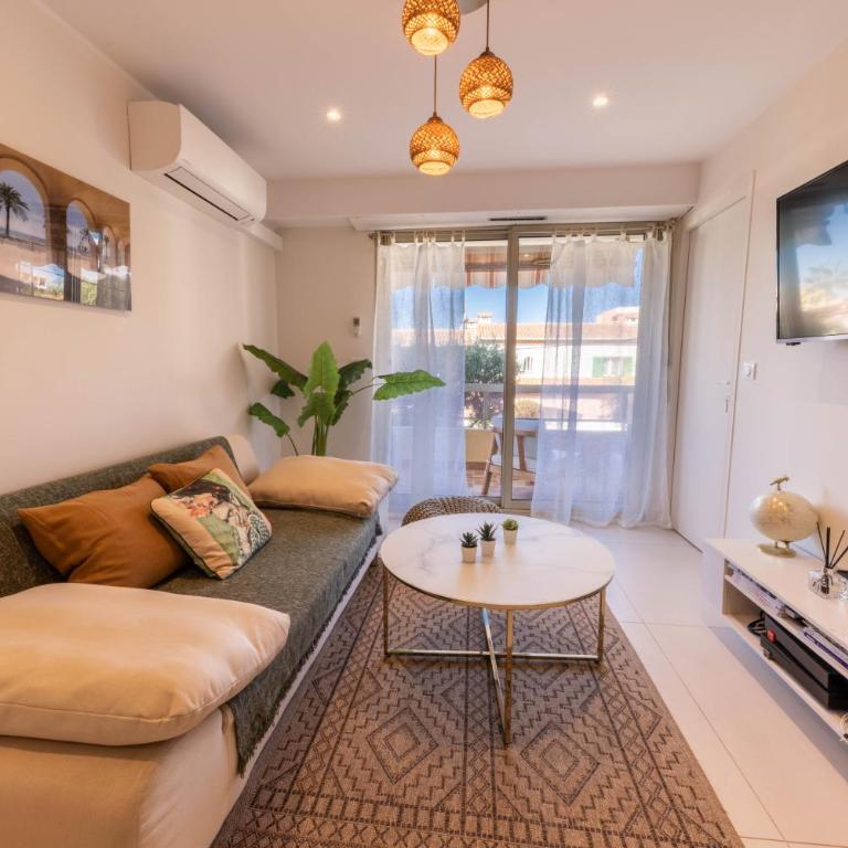 Lumineux, tout confort, Wifi & Terrace & Parking - Appartement 1 Chambre - 2