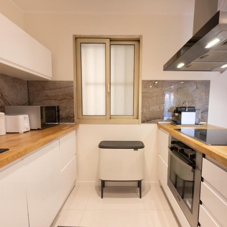 Lumineux, tout confort, Wifi & Terrace & Parking - Appartement 1 Chambre - 8