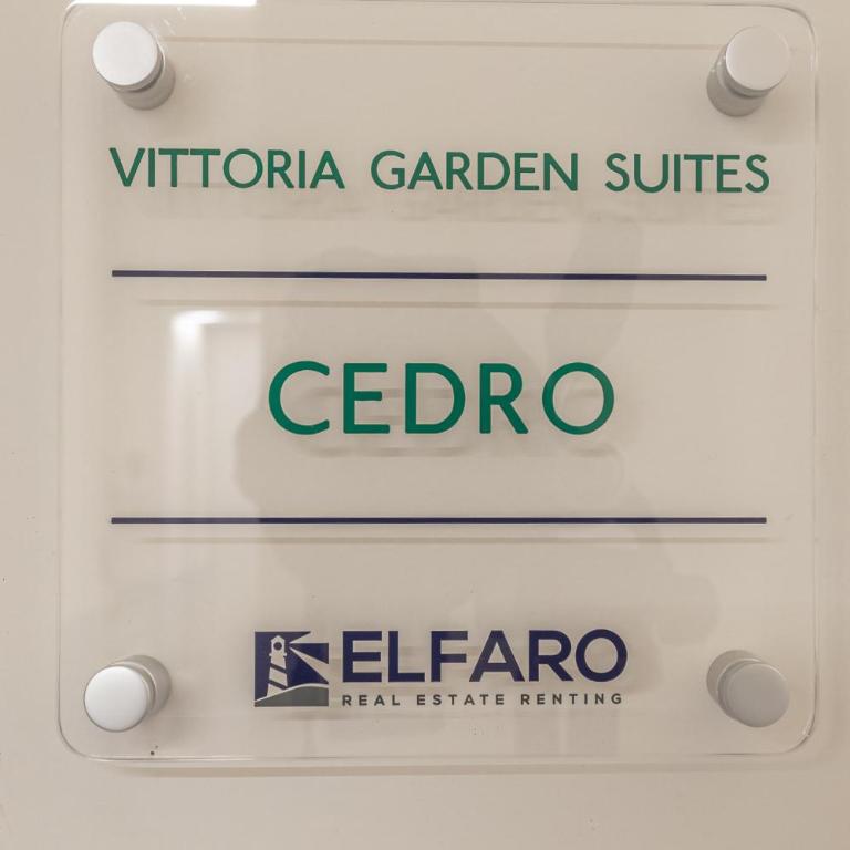 Vittoria Garden Suites - Camera Matrimoniale con Bagno Privato - 16