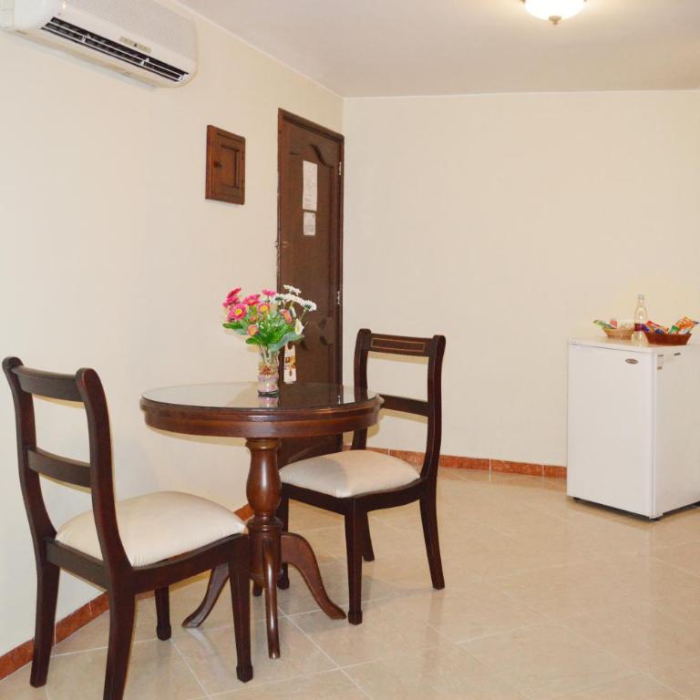 Hotel Plaza Versalles - Habitación Doble Estándar - 2 camas - 2